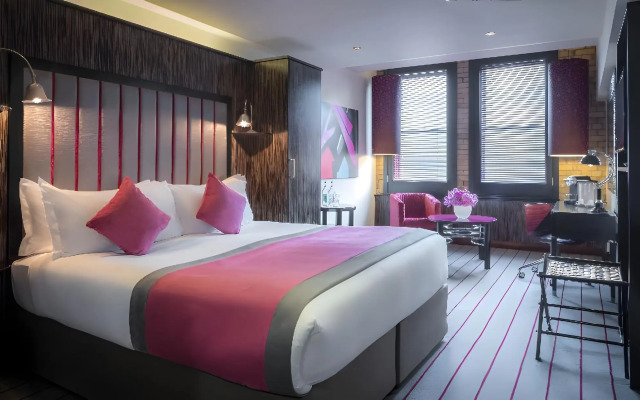 The Trinity City Hotel