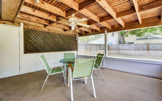 Bradenton Rental w/ Fenced Yard, Covered Patio!