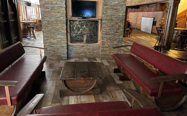 The Historic Brookdale Lodge, Santa Cruz Mountains