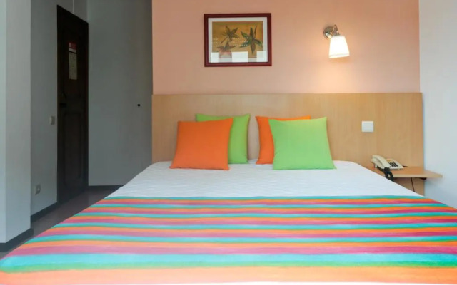 Hotel Santiago Vagos