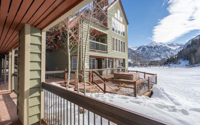 Etta Place by ResortQuest