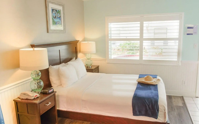 Tahitian Beach Resort