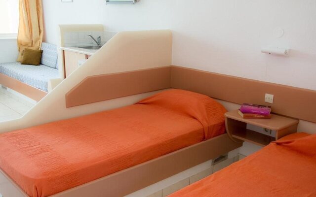 Asteraki Aparthotel
