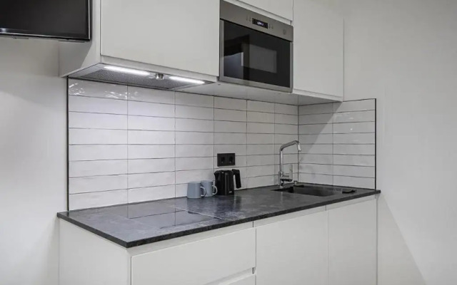 Home & Work Apartments