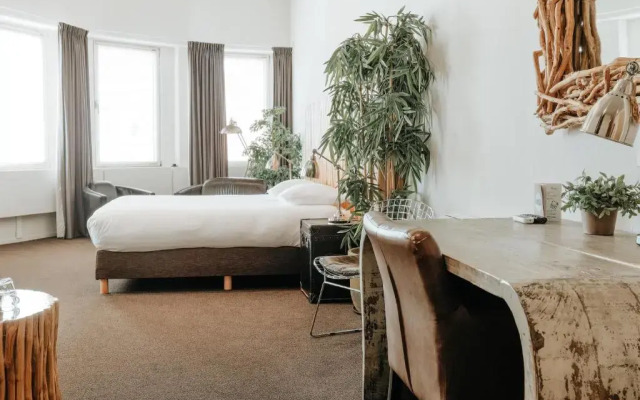 Queen Hotel