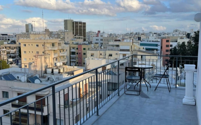 Top floor apartment in Nicosia with view!