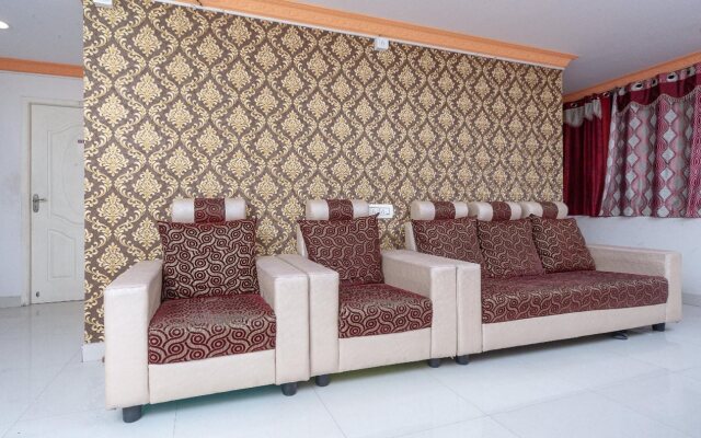 R2 Rooms By OYO Rooms
