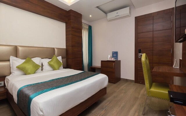 OYO 10492 Hotel Onyx Garden