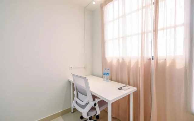 Simply Look Studio At Evenciio Margonda Apartment