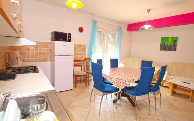 Apartmensts Arsen 928