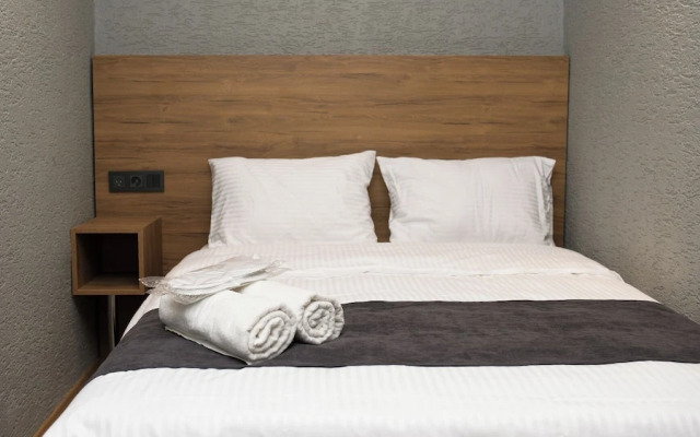 Daymonth Hotel