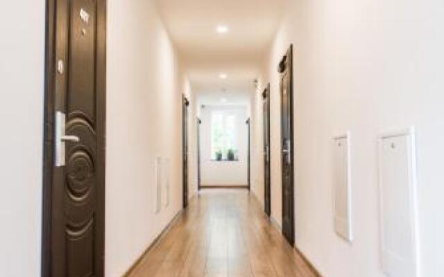 Apartment on Zodchih st.