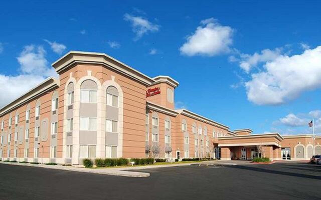 Hampton Inn & Suites Salt Lake City Airport