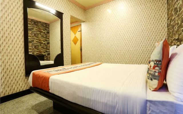 OYO 10348 Hotel Ashoka Regency