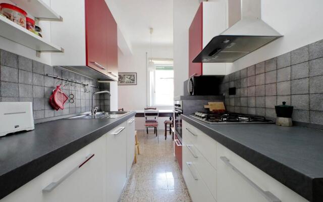 Silvanos Home In Rome