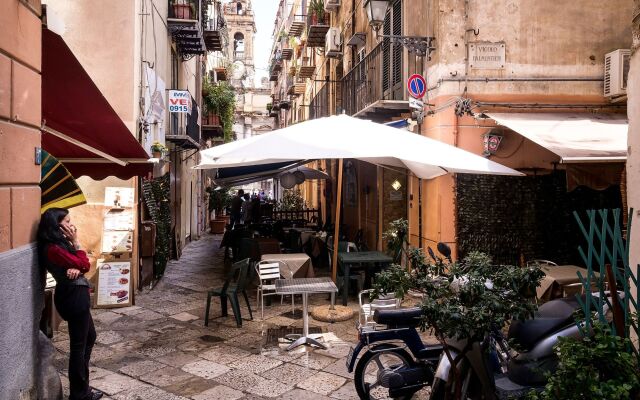 Domus Sicily - Casa Conti all'Orologio