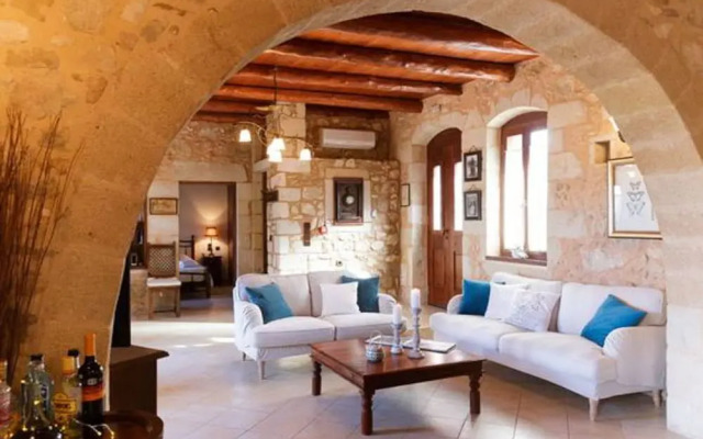 Villa Patriko Lux villa with pool next to Balos