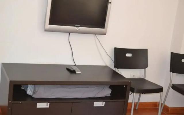 Comfortable apartment for 4 on the beautiful Monte Gorbea
