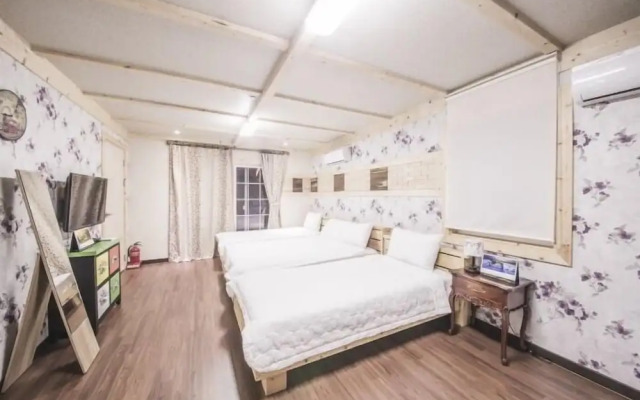 Red Windmill Pension