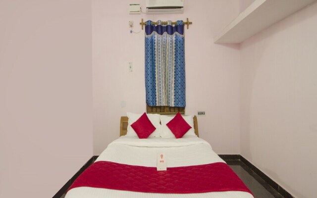 OYO 12970 Home Grand 3BHK Near Quiet Beach ECR