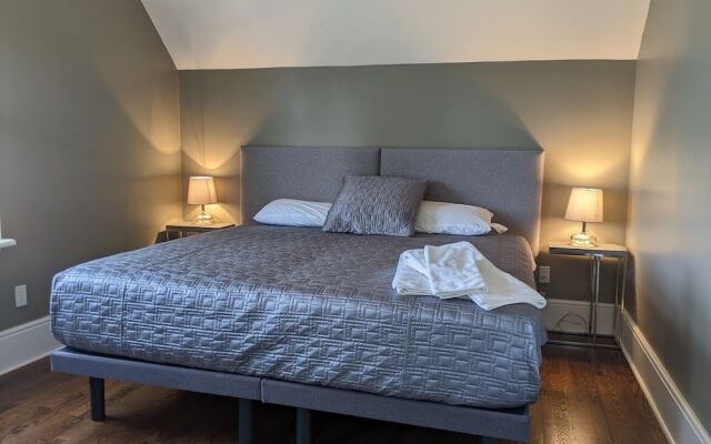 Stratford Suites - 66 Daly Ave