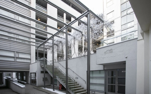 2ndhomes Cozy 1BR Home w Balcony