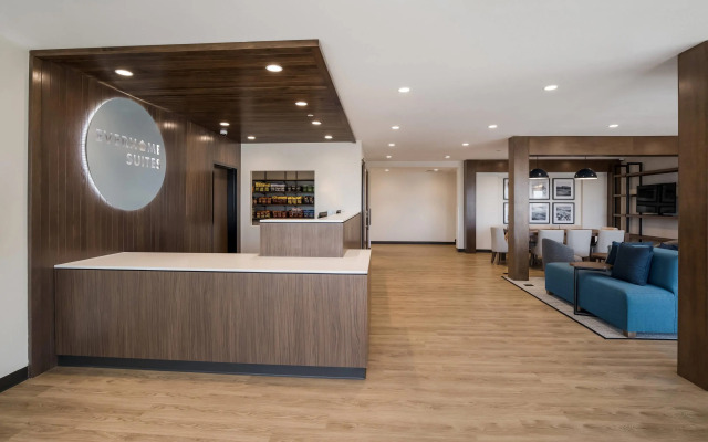 Everhome Suites Corona