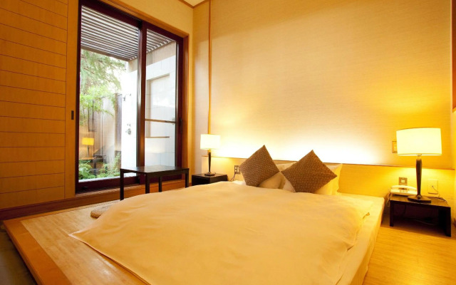 Hotel Allamanda