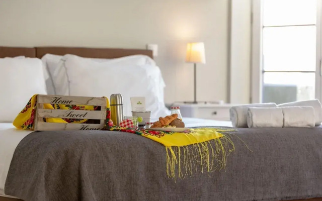 Feel Porto Downtown City Roofs