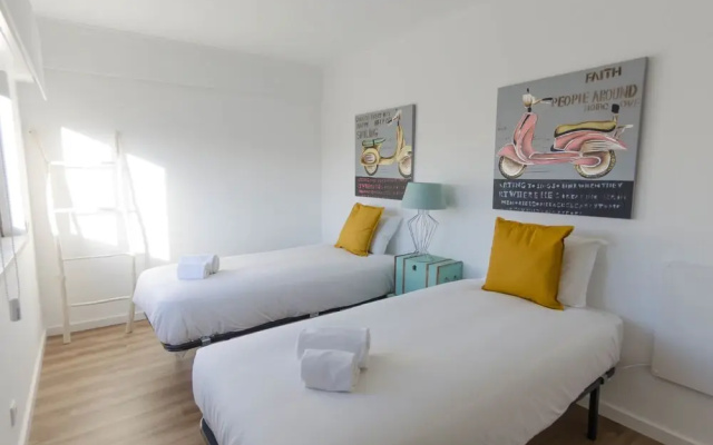 Stunning Apartment with 2BR