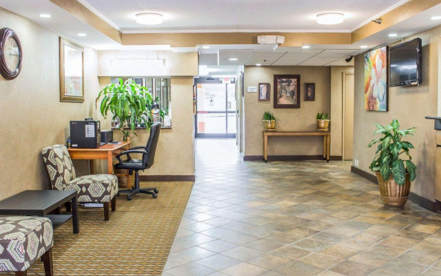 Quality Inn & Suites Fayetteville