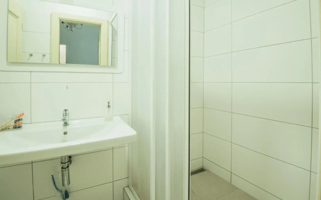 Charles Bridge Economic Hostel