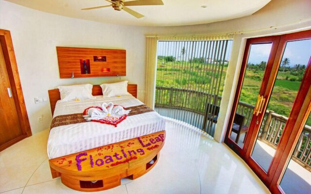 Floating Leaf Eco-Luxury Retreat