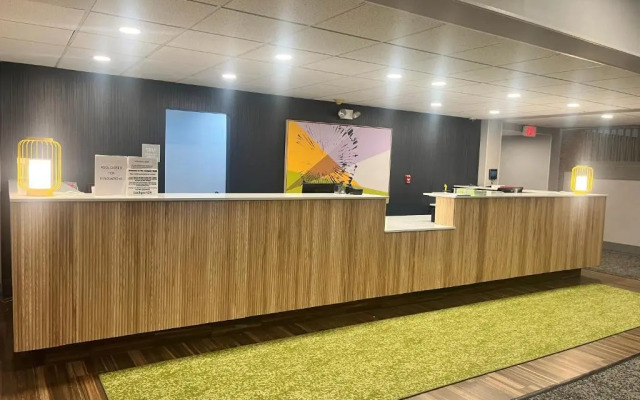 Spark by Hilton Lockport