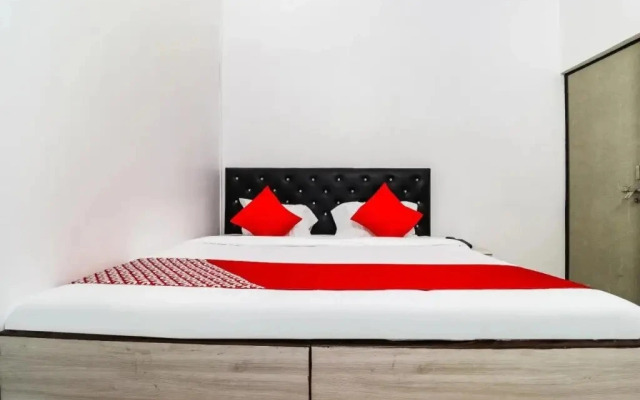 The Golden Sky by OYO Rooms