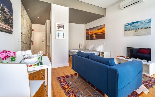 Mrtir1 · Bright Apartment Downtown Porto