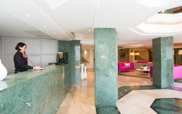 Sky Senses Hotel