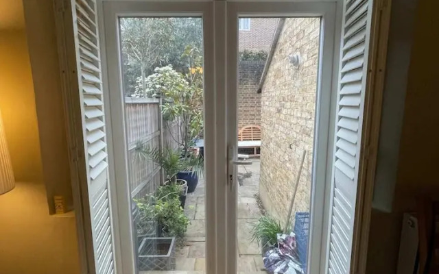 Beautiful & Cosy 2BD House - Southwark