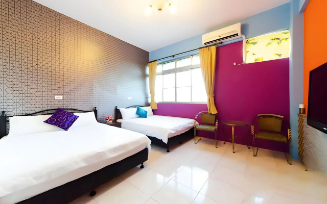 16 Alley Hostel