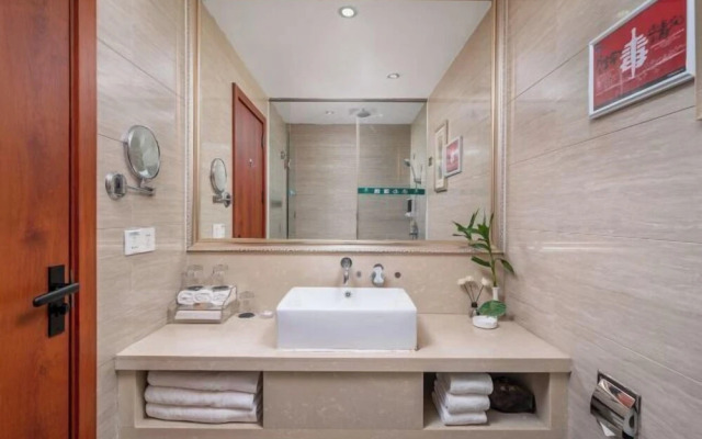 Renxin Hotel