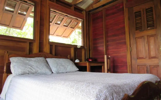 Bluff Hidden Paradise