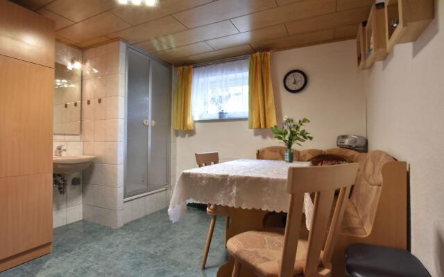 Apartment With Parasol in Sudstadt