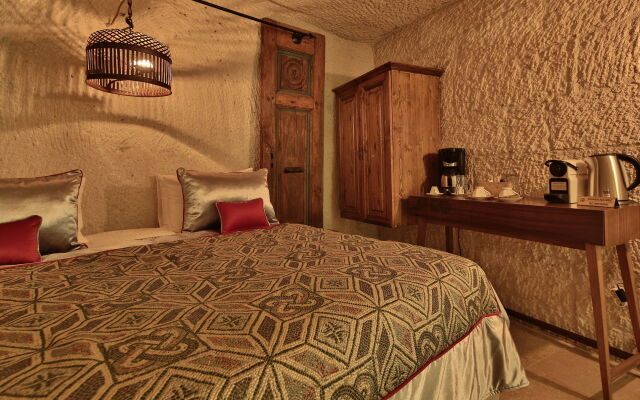 The Owl Cave Hotel