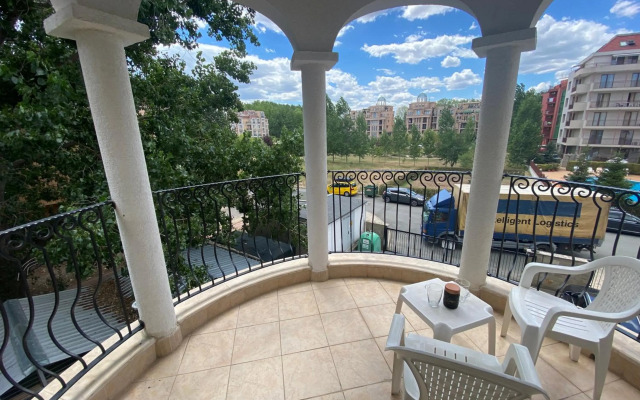 Private Two Bedroom Apartment Royal Sun O 31