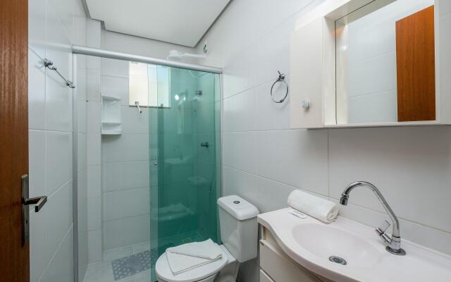 Lindo apato com varanda e churrasq RSE203