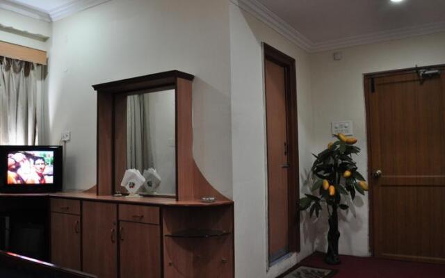 Hotel Megha City