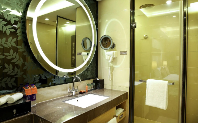 Crowne Plaza Guangzhou Huadu by IHG