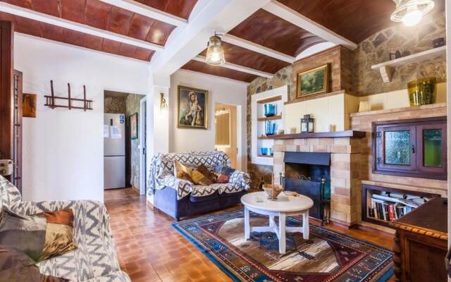 Villa - 3 Bedrooms with Pool - 103173