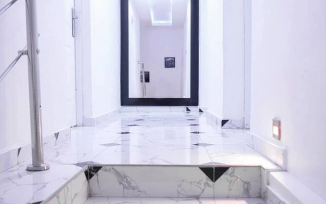 Furnished 3 Bedrooms Apartment With Wifi