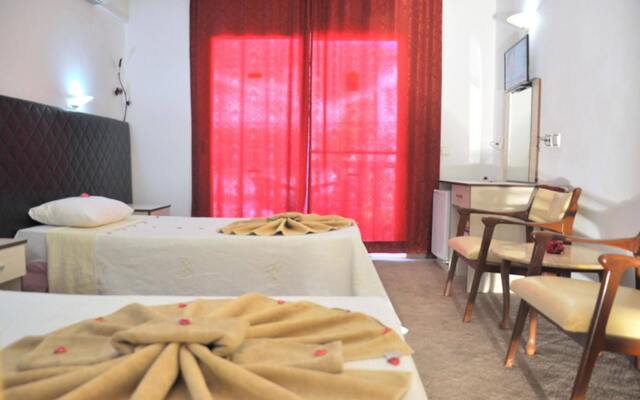 Mustis Royal Plaza Hotel